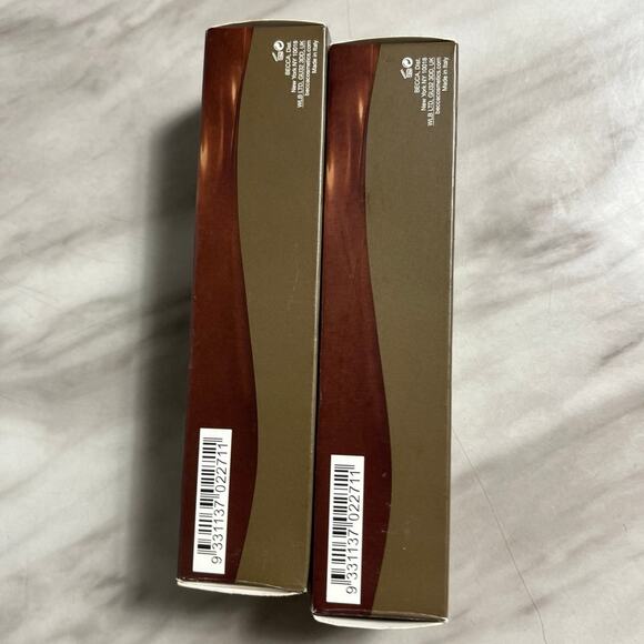 2 Becca Ultimate Coverage 24 Hour Foundation Chestnut - Picture 2 of 4